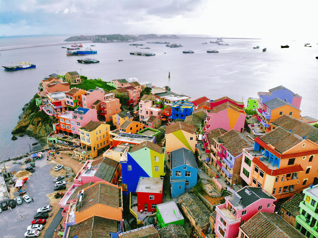 「七彩渔村」11. 3-4画中小镇-马卡龙色调的小箬村,360度海上观景台,