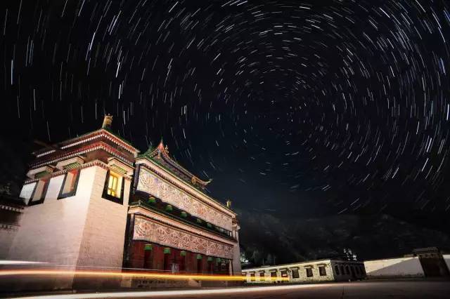 拉卜楞寺参观后赴桑科草原