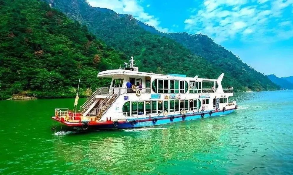 美拍清远行摄古龙峡网红河谷船游小北江品疍家宴漫步清远小上海滩