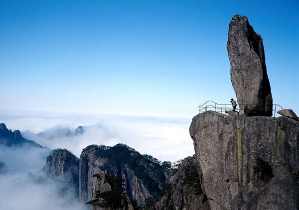 中国最高山峰图片图片