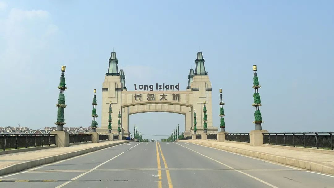 仙境源位于长岛县城东部王沟村,是根据海上仙山神话传说而新建的景区