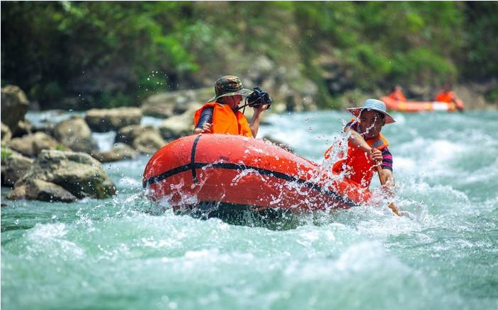 【最刺激】咸宁盘龙溪漂流成人票预定