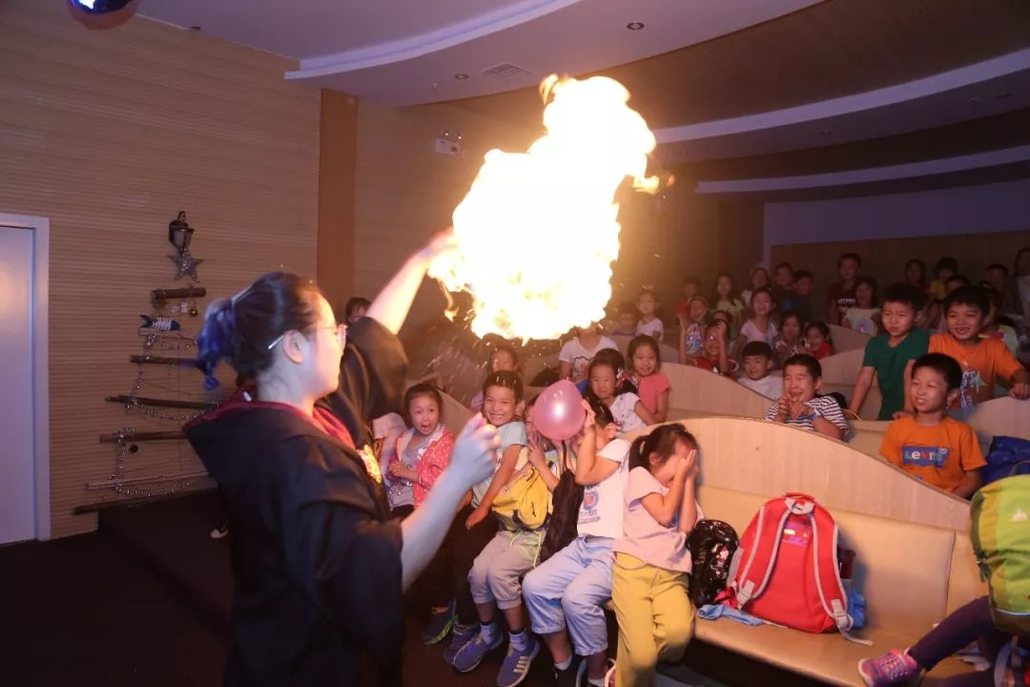 万米场馆,70 职业,50 体验馆,2店通用