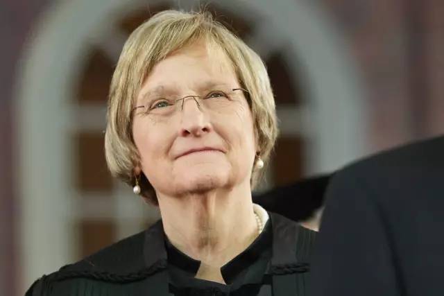 哈佛校长:世界正在惩罚只会拍拍拍,却不懂旅行的人!