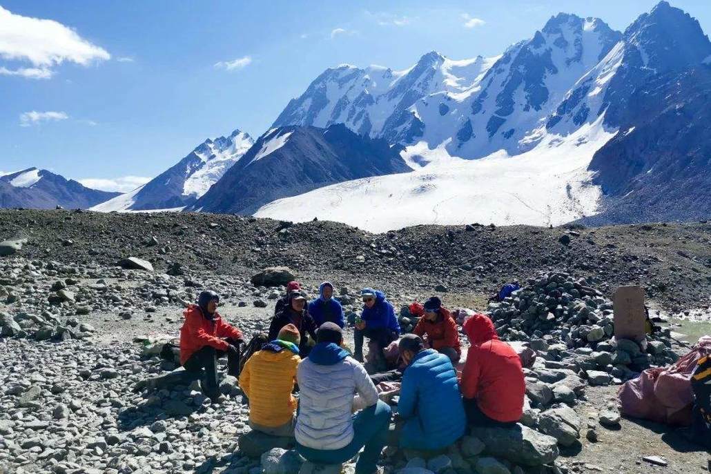 探险远行：勇闯未知领域，开启新的旅程