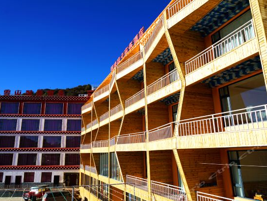 梅里100组委会特约酒店-飞来寺明珠拉卡酒店(不含早)