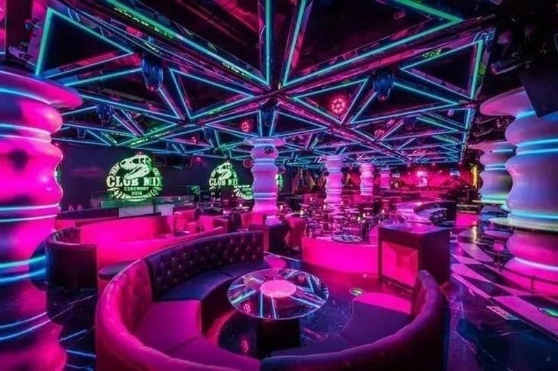 装修格外雅致京城酒吧中最耀眼的一颗明星工体 vics今夜带你砸翻全场