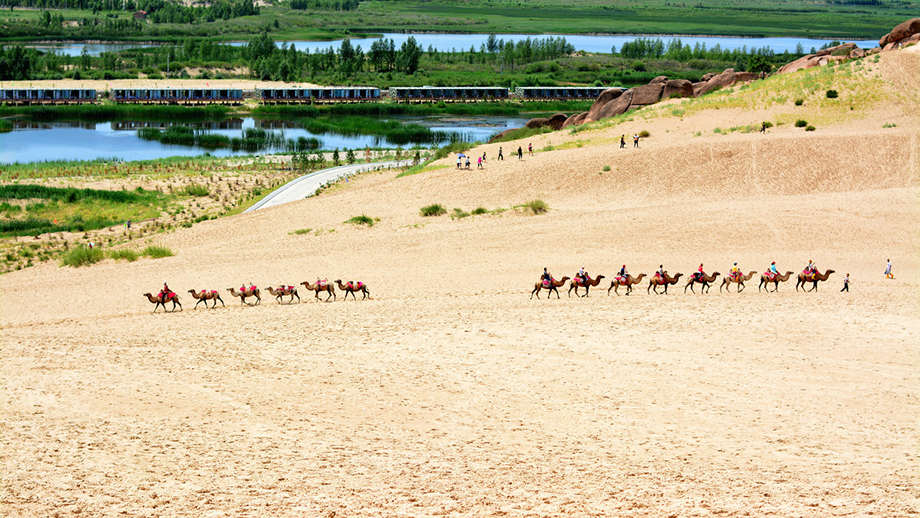 61op | 沙草赤峰 | 国庆3日·美林谷·梵宗寺·勃隆克沙漠·玉龙