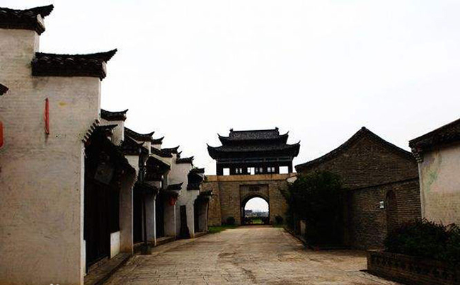 黄冈蕲春影视城拓展基地