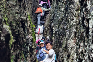 【周末-徒步】10.17-18号|燕子河大峡谷+九峰十三洞2日游