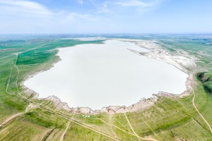周末2天【锡盟沽源】人气打卡牛奶湖の内蒙河北双草原-草原九曲十八湾-库伦淖尔深度游-演出篝火烟花-风情马镇趣玩-草原狼