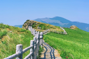 1天｜北灵山｜徒步空中草原&连绵不断群山峻峻-高山草甸10公里徒步穿越