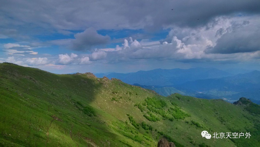 登北京最高峰,聚靈峽,靈山古道