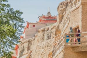 国庆7天 [西北环线•陆地头等舱] 青甘+额济纳经典大环线の西宁-青海湖-敦煌-张掖-额济纳胡杨林【赠旅行五件套】