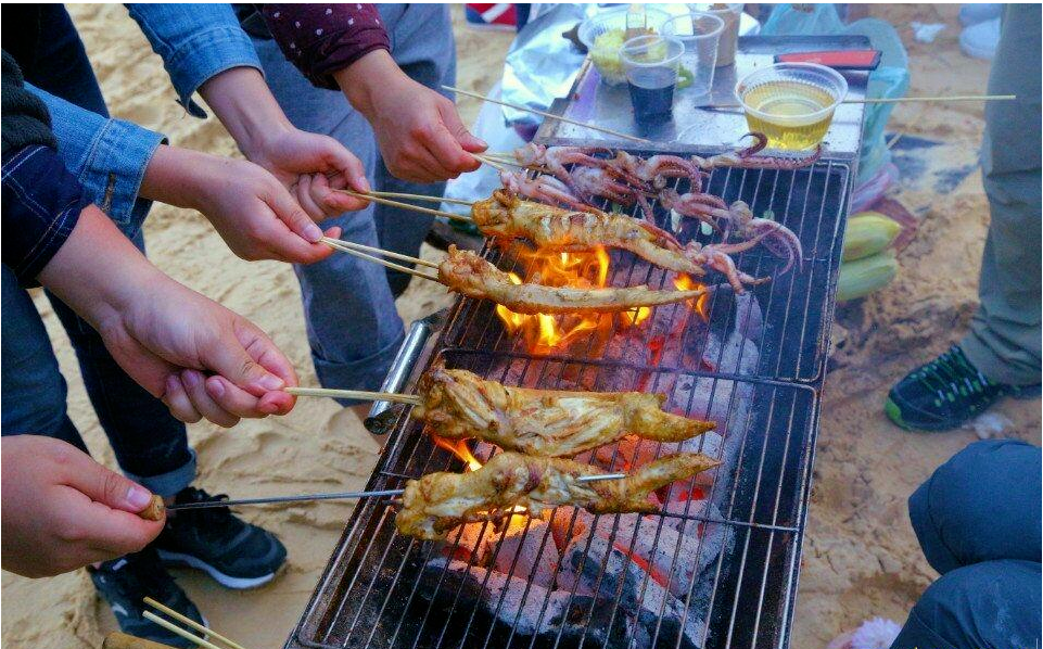 10月45号惠州狮子岛冷水坑沙滩露营烧烤篝火晚会烟花