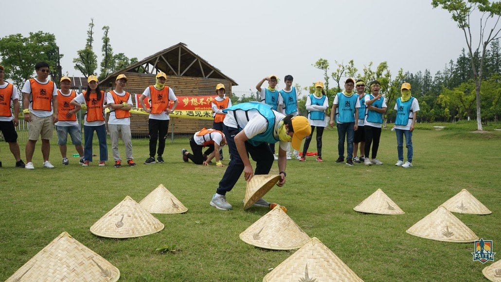 一日定制长兴岛雅趣谷蹦床扎筏泅渡企业团建