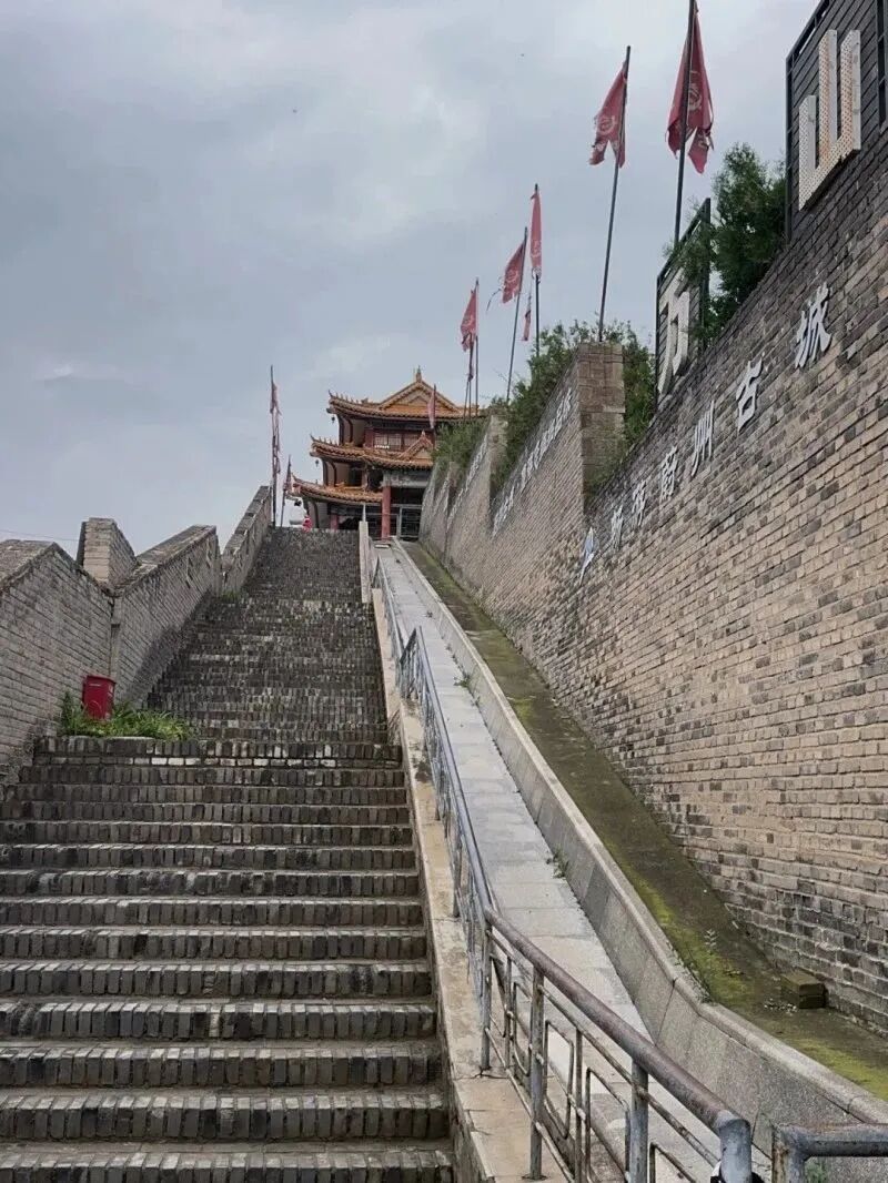 景仙门&middot;万山楼 ———(蔚州古城)———_2_qiqi^～^_来自小红书网页版.jpg