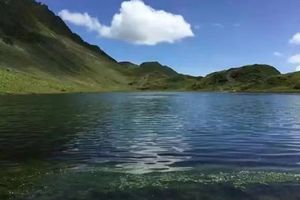 【登山|阿尔沟龙池-1天】秋色阿尔沟，徒步打卡龙池海子赢奖牌。
