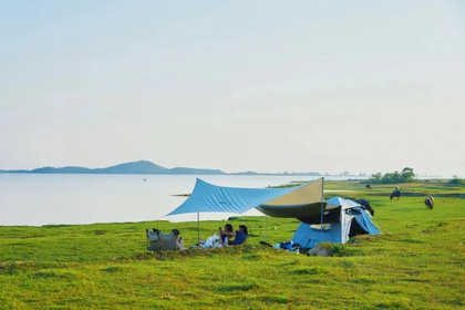 【7月4日|周六】奔赴梁子湖盛夏之约！桨板逐浪×露烤肉盛宴，解锁湖居度假天花板