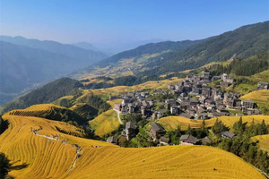 10.25～10.30【徒步全国丨桂林徒步大会】6日 深徒步桂林·品山水盛宴，感受人在画中漫步之意境