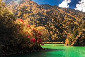 10.31-11.1  【金秋｜松坪沟】人间小九寨，三沟九海十四景，邂逅初秋水韵松坪沟