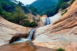 2022.5.3-4【五一活动】新线路--宜阳七峪沟--花山村--天池山--鳔池两天一夜轻装徒步