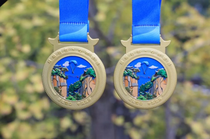 1765591422898151.jpg 1765332489923849.jpg