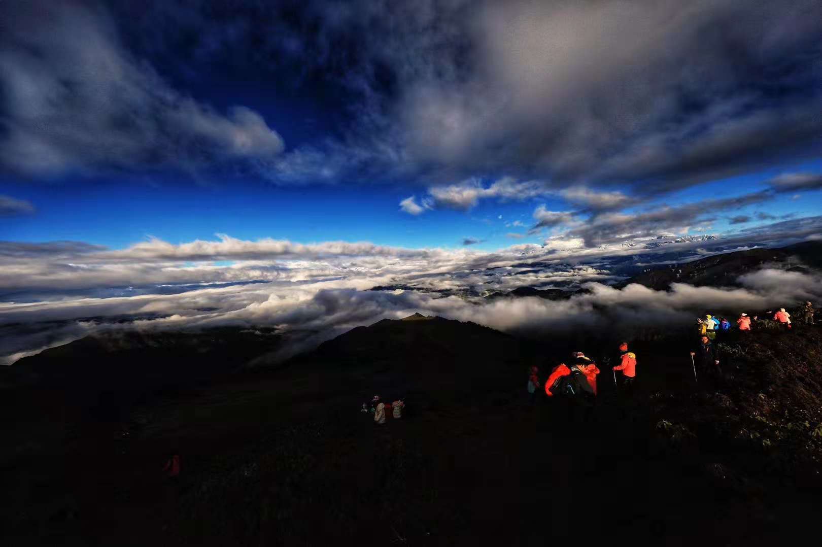 1539330090291470.jpg 4.jpg