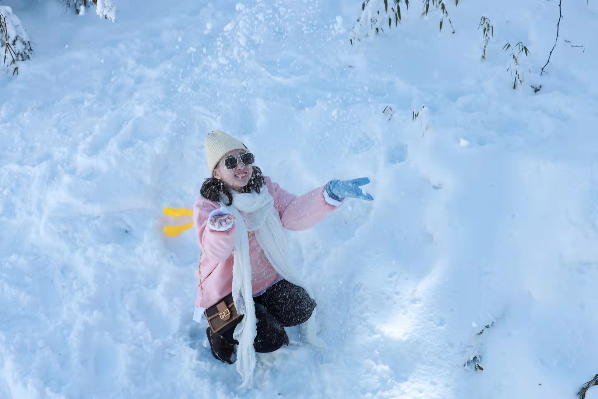 1644544402545511.jpg 6520c5729e0ba690f0e56060075f474.jpg