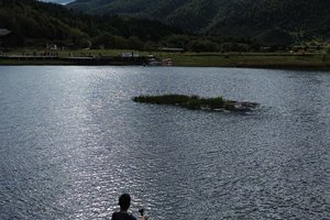 普达措轻徒步+桨板旅行
