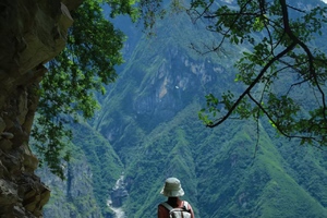 虎跳峡高路徒步精华路段（一天行程）