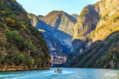 【三峡自驾】10月2-6日一江碧水，两岸青山。深度领略三峡风光，打卡秘境神农架，极致巴楚风光自驾
