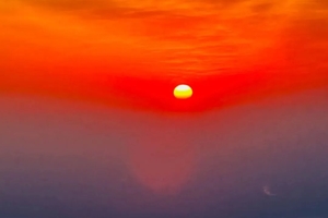 日出云海感受星空下的壮丽山河，巅峰相见，尽揽五岳之尊
