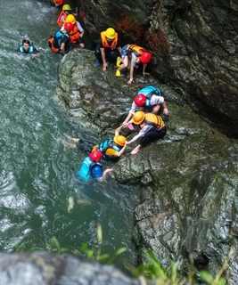 当峡谷溯溪遇到九天极限峡谷漂流