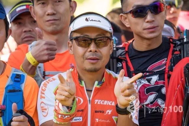 跑痴专栏王晓林美国越野跑大满贯的第一名