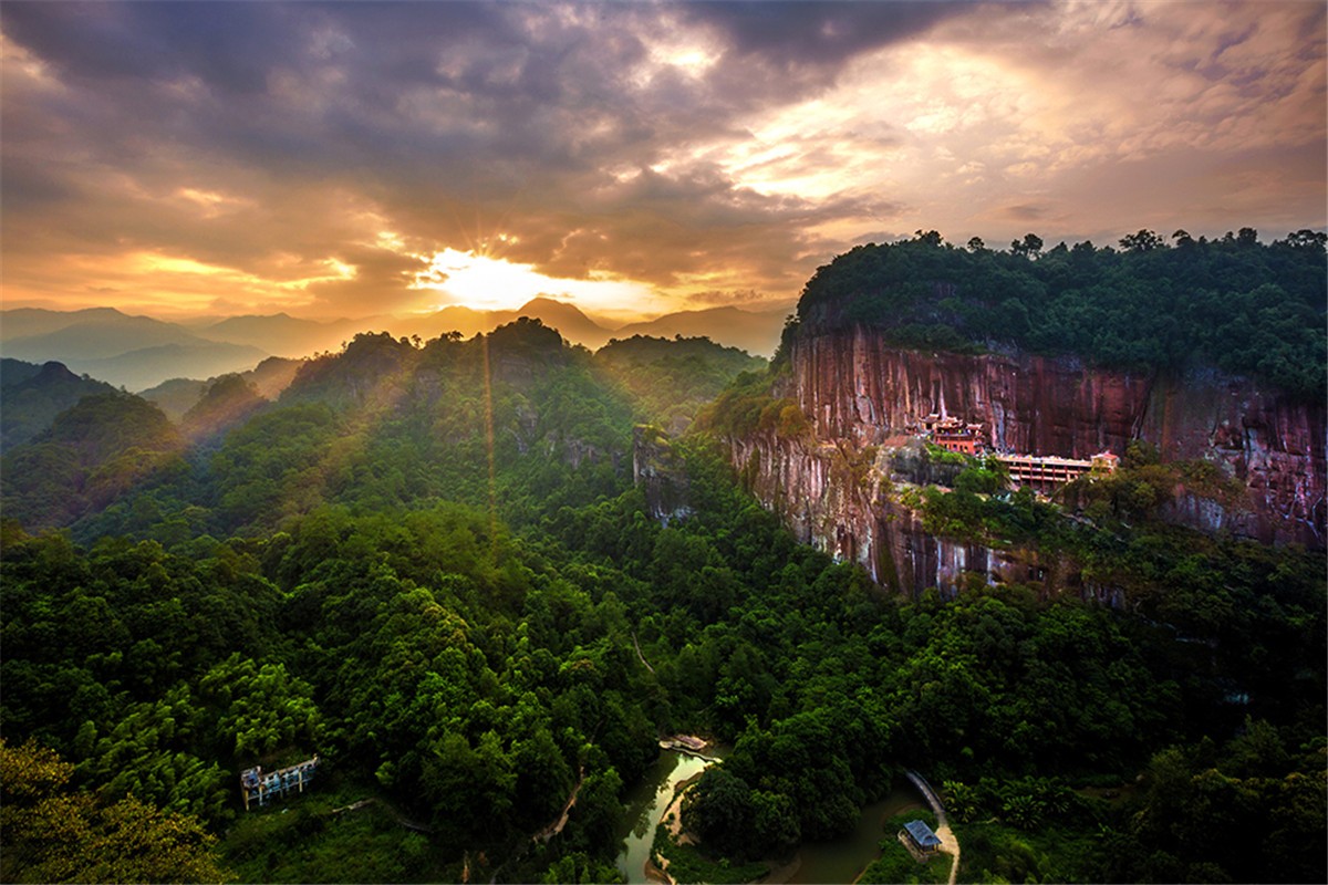 7-748百丈岩晨光 永安桃源洞景区.jpg