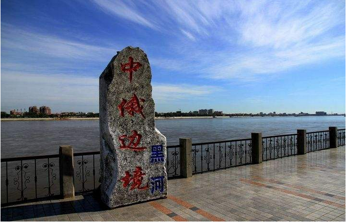 黑河 瑷珲古城 漠河 北极村 北红村 北极泉 圣诞村摄影游!(7日行程)