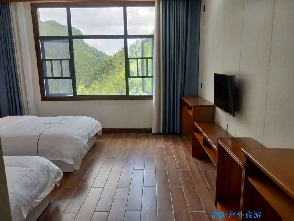 最高落差大瀑布云上大院大型自驾露营两日游(有民宿可住)